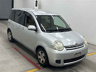 Toyota Sienta 2007