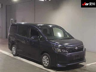 Toyota Voxy 2015
