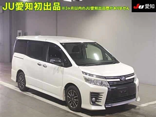 Toyota Voxy 2015
