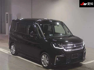 Mitsubishi Delica 2023