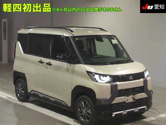 Mitsubishi Delica