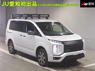 Mitsubishi Delica 2023