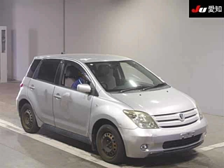 Toyota Ist 2005