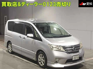 Nissan Serena 2013