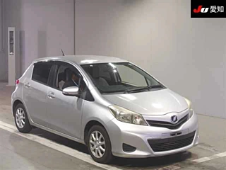 Toyota Vitz 2013