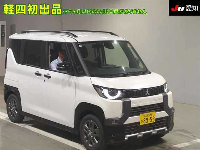 Mitsubishi Delica
