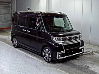 Daihatsu Tanto 2017