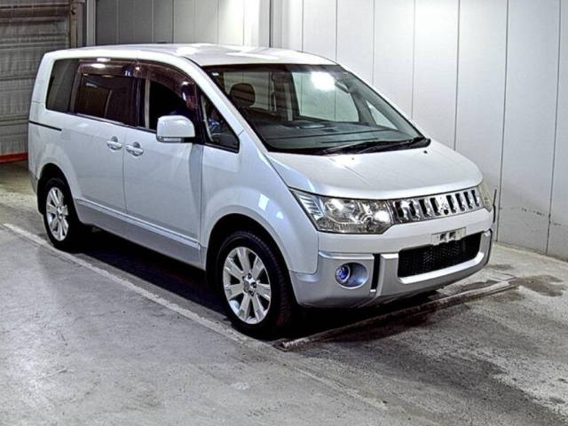 Mitsubishi Delica