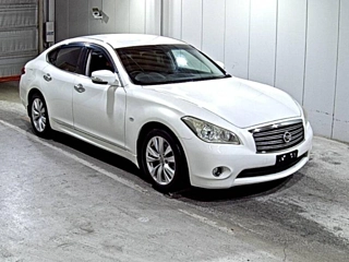 Nissan Fuga 2010