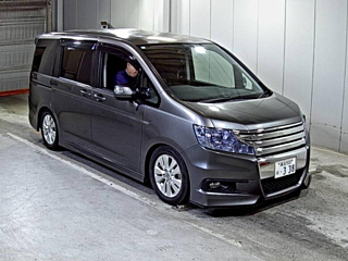 Honda Step Wagon 2012