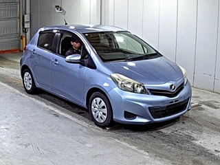 Toyota Vitz 2013