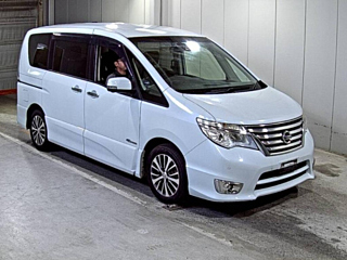 Nissan Serena 2015