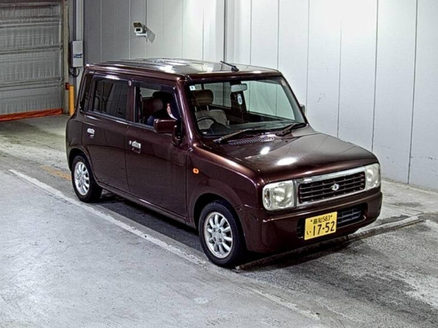 Suzuki Alto Lapin