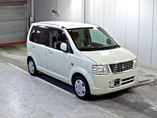 Mitsubishi EK
