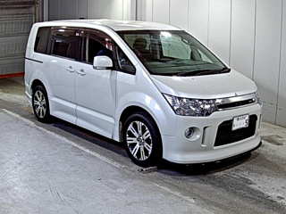 Mitsubishi Delica 2007