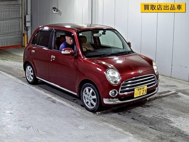 Daihatsu Mira
