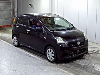 Daihatsu Mira 2012