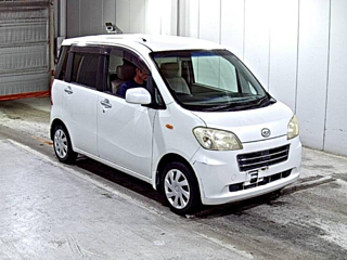 Daihatsu Tanto 2011