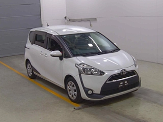 Toyota Sienta 2017