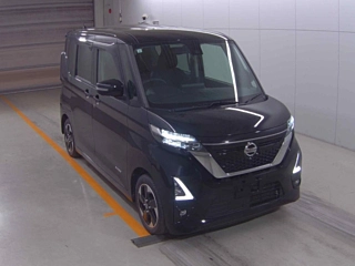 Nissan Roox 2021