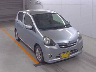 Daihatsu Mira 2012