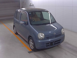 Daihatsu Move 2004