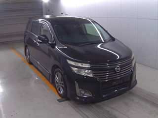 Nissan Elgrand 2012