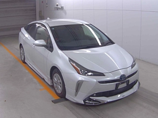 Toyota Prius 2021