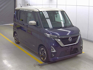 Nissan Roox 2021