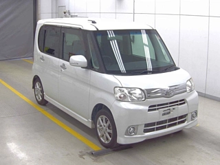 Daihatsu Tanto 2013