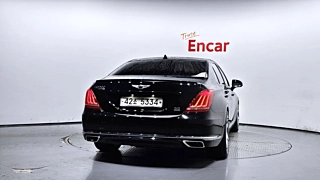 GENESIS EQ900 2016