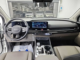 KIA CARNIVAL 2024