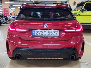 BMW 1-SERIES F40 2022