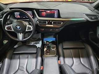 BMW 1-SERIES F40 2022