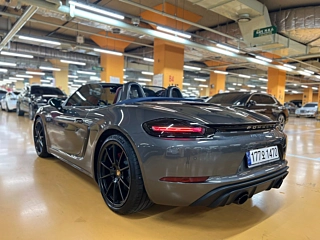 PORSCHE 718 BOXSTER 2024