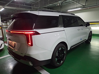 KIA CARNIVAL 2024