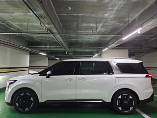 KIA CARNIVAL 2024