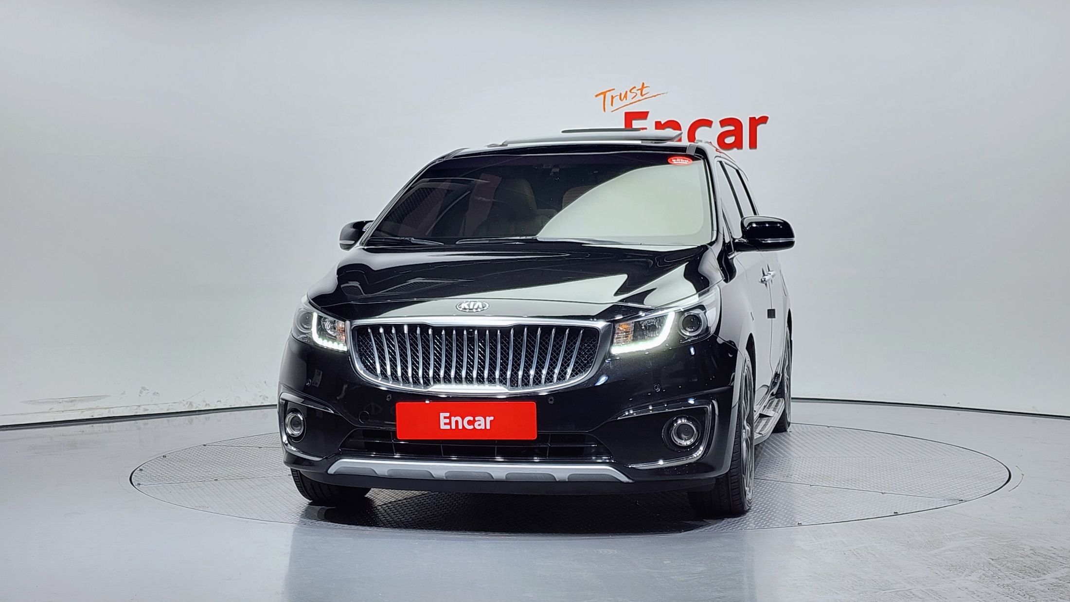 KIA CARNIVAL 2016