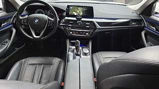 BMW 5-SERIES G30 2018