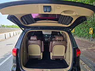 KIA CARNIVAL 2017