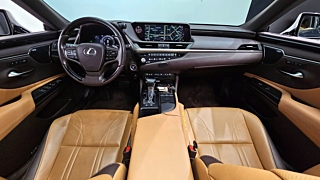 LEXUS ES300H 2020