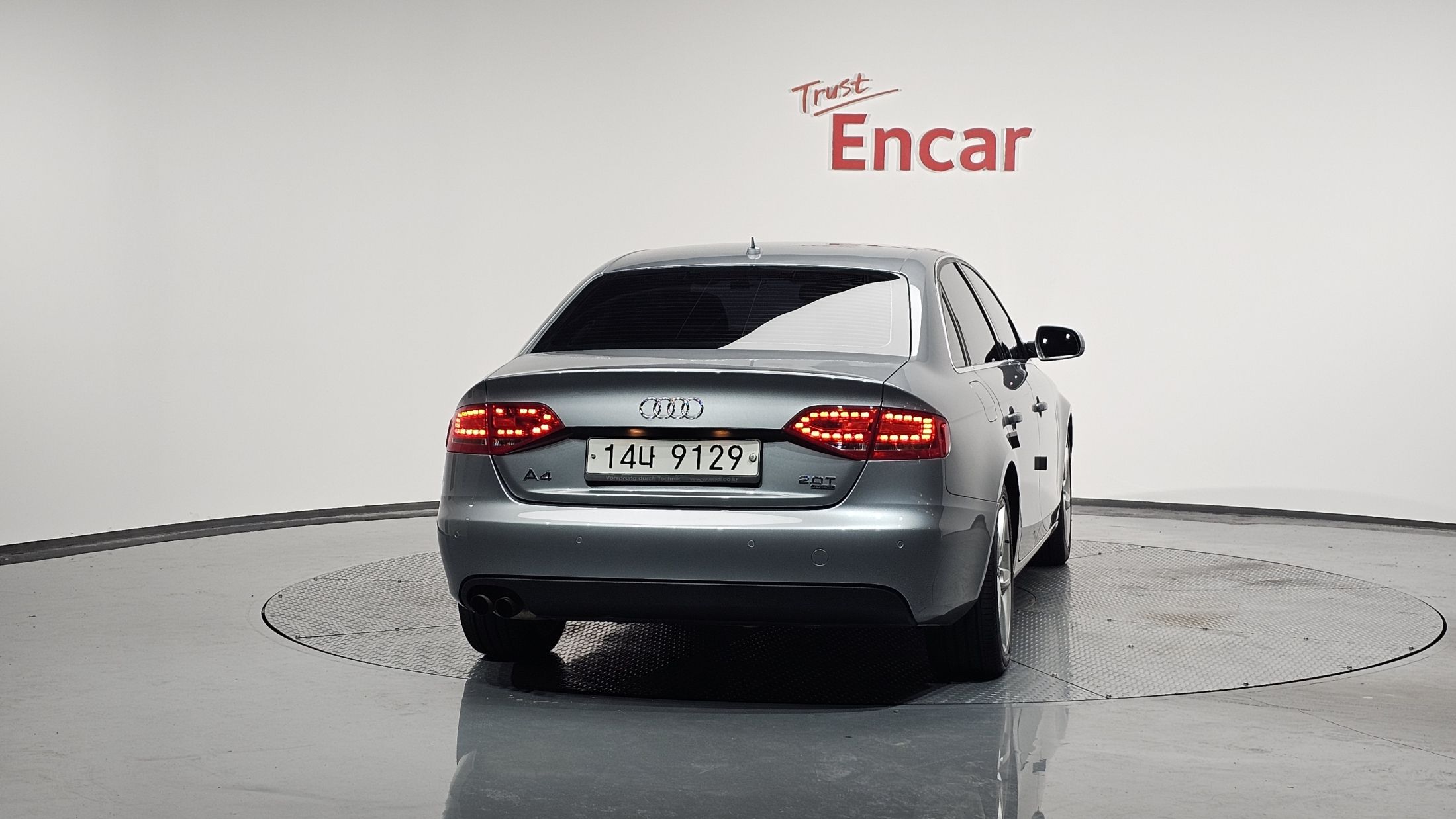 AUDI A4 2010