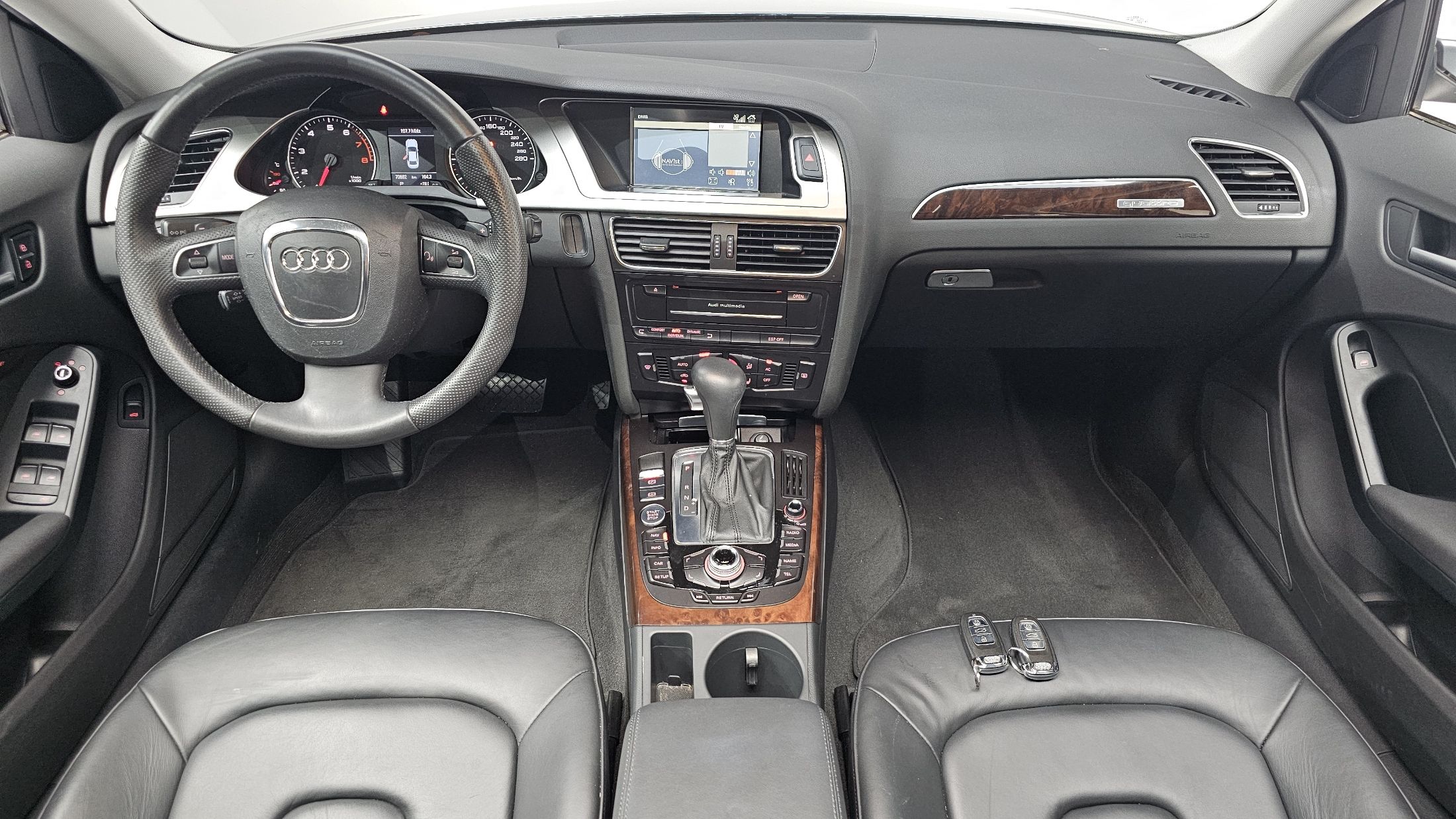 AUDI A4 2010