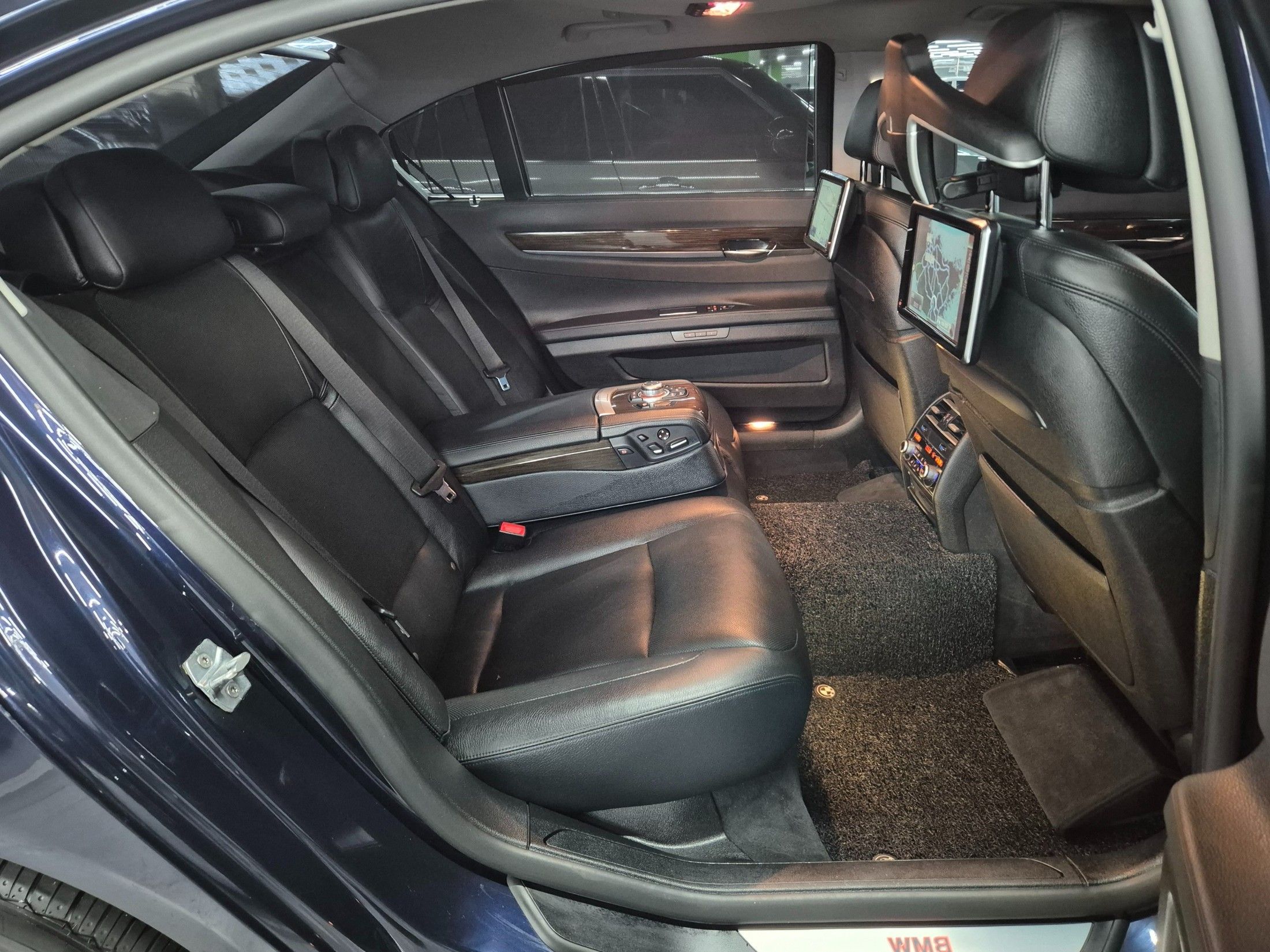 BMW 7-SERIES F01 2013