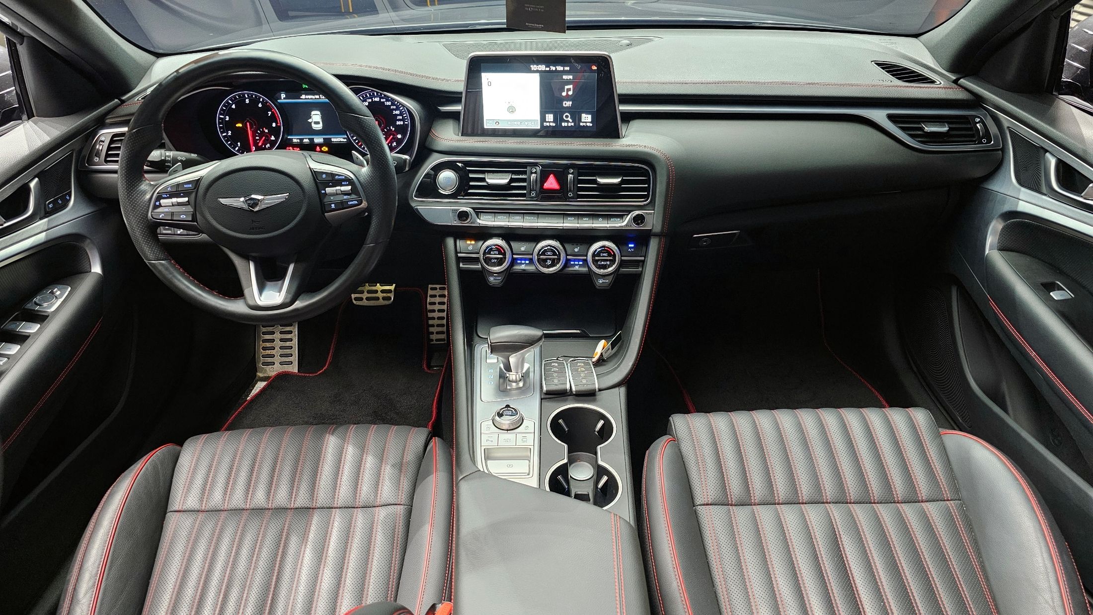 GENESIS G70 2018