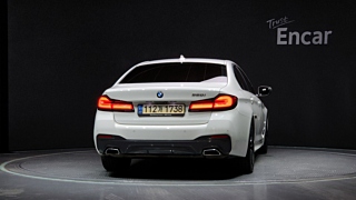 BMW 5-SERIES G30 2022