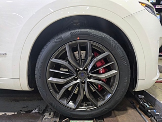 MASERATI LEVANTE 2019