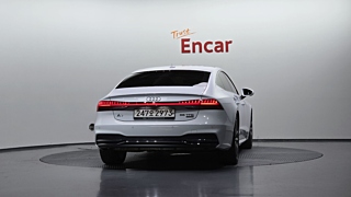 AUDI A7 4K 2020