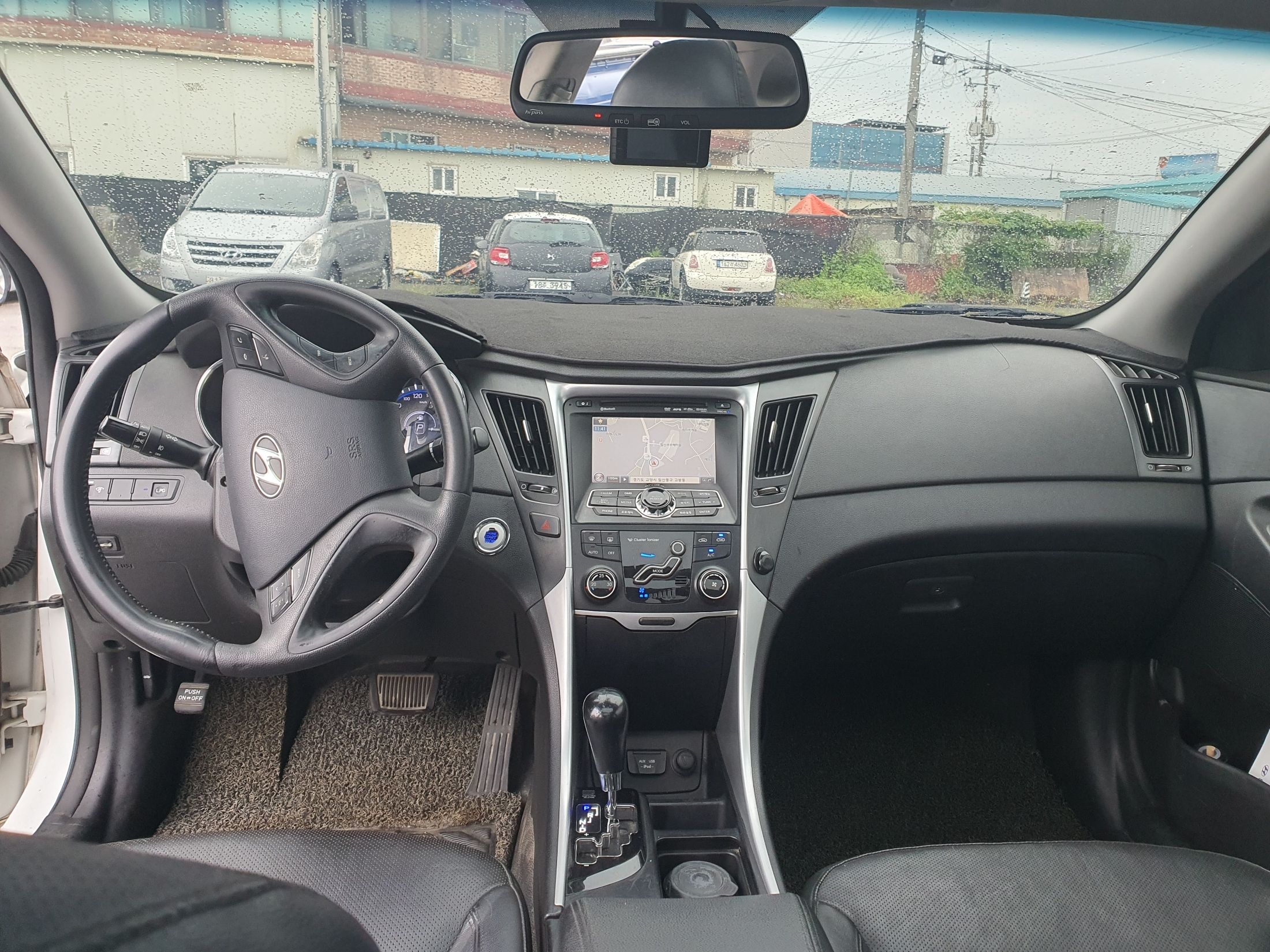 HYUNDAI SONATA YF 2010