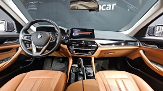 BMW 5-SERIES G30 2018